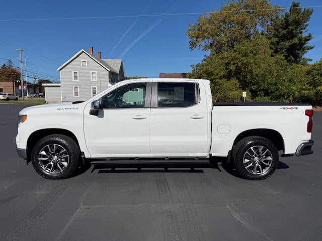 2022 Chevrolet Silverado 1500 LT (2FL)