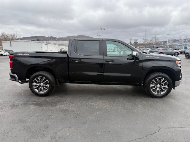 2022 Chevrolet Silverado 1500 LT (2FL)