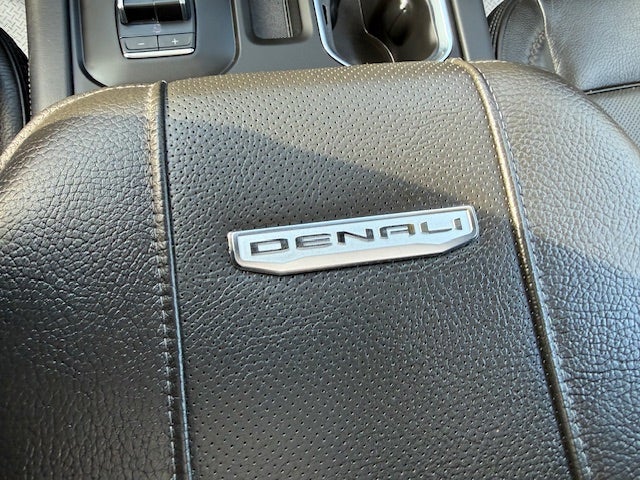 2024 GMC Sierra 2500 HD Denali