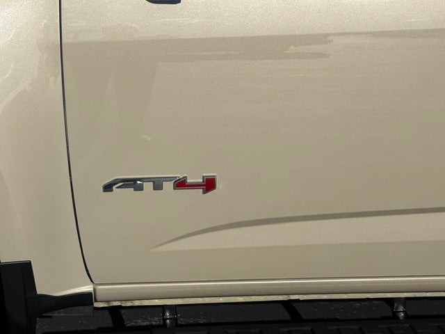 2022 GMC Canyon 4WD AT4 w/Cloth