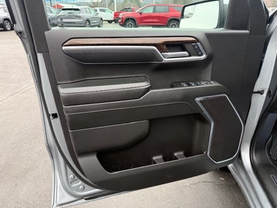 2024 GMC Sierra 1500 SLE