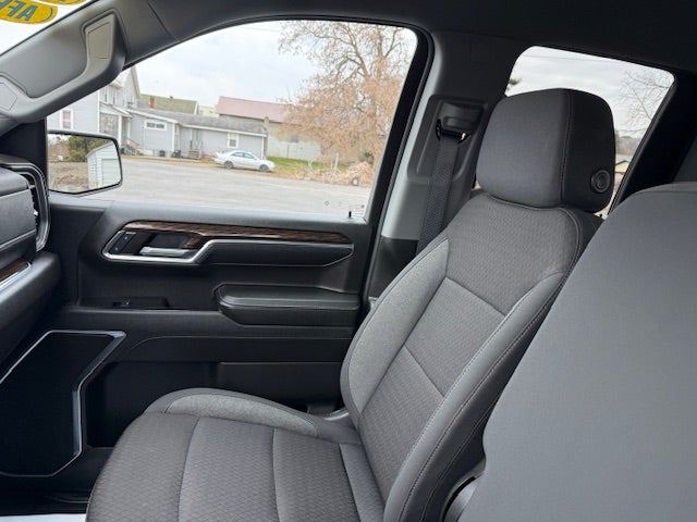 2024 GMC Sierra 1500 SLE