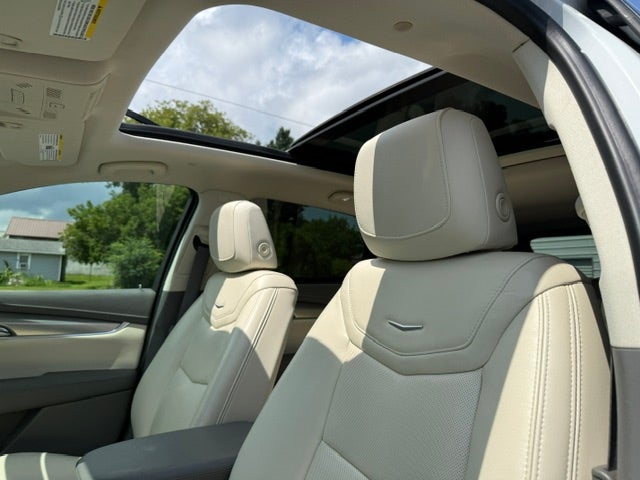 2022 Cadillac XT5 AWD Premium Luxury