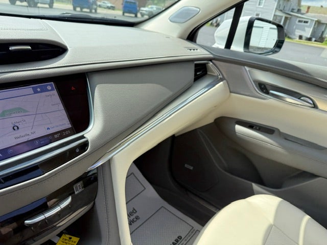 2022 Cadillac XT5 AWD Premium Luxury