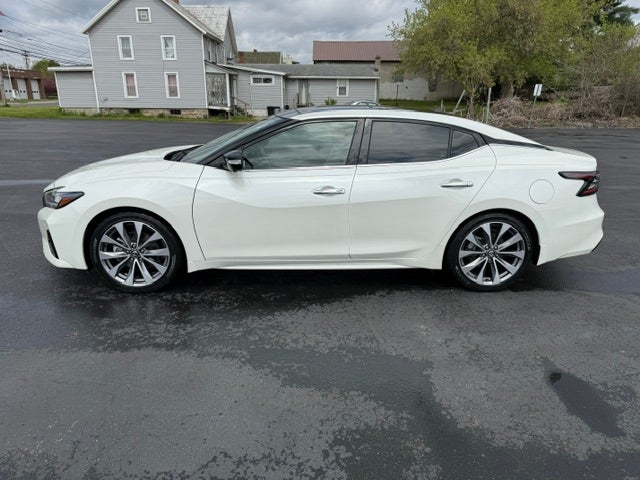 2022 Nissan Maxima Platinum