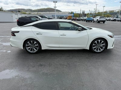 2022 Nissan Maxima Platinum