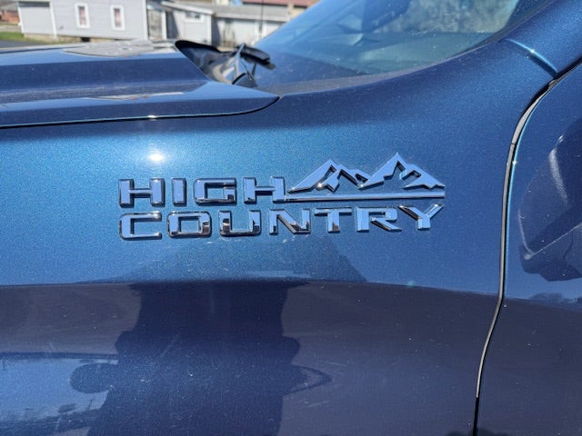 2022 Chevrolet Silverado 1500 High Country