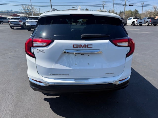 2022 GMC Terrain SLT